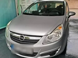 Silber Gebraucht 2007 Opel Corsa Kleinwagen | 1.300 €