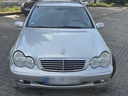 Silber Gebraucht 2004 Mercedes C200 Kombi | 3.100 € (Fairer Preis)