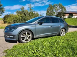 Grau Gebraucht 2016 Seat Leon ST FR Kombi | 13.700 € (Fairer Preis)