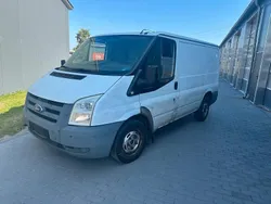 Weiß Gebraucht 2011 Ford Transit Van / Kleinbus | 1.700 €