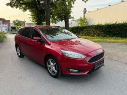 Rot Gebraucht 2015 Ford Focus Business Edition Kombi | 3.590 € (Superpreis)
