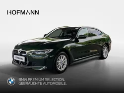 Sanremo green metallic Gebraucht 2024 BMW i4 Sport Line Limousine | 42.833 € (Guter Preis)