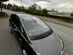 Braun Gebraucht 2012 Opel Zafira Tourer Van / Kleinbus | 5.800 € (Fairer Preis)