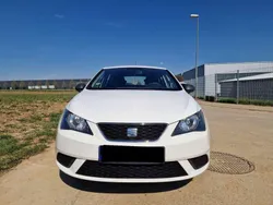 Weiß Gebraucht 2015 Seat Ibiza ST Sun Kombi | 5.000 € (Fairer Preis)