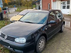 Schwarz Gebraucht 2002 VW Golf IV Limousine | 1.500 € (Guter Preis)