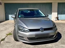 Grau Gebraucht 2014 VW Golf VII Comfortline Limousine | 8.965 € (Fairer Preis)