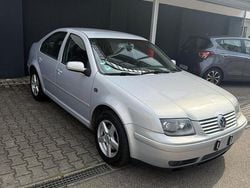 Silber Gebraucht 2020 VW Bora Limousine | 1.750 €
