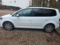 Weiß Gebraucht 2014 VW Touran Van / Kleinbus | 7.000 € (Superpreis)