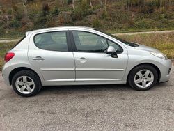 Gebraucht 2009 Peugeot 207 Premium Limousine | 1.999 € (Fairer Preis)