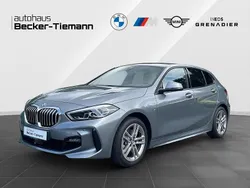 Grau Gebraucht 2024 BMW 116 M Sport Kleinwagen | 28.998 € (Etwas zu teuer)