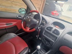 Schwarz Gebraucht 2002 Peugeot 206 CC Platinum Cabrio | 550 € (Superpreis)