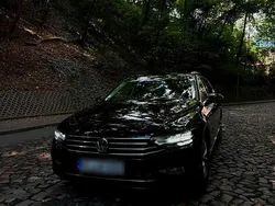 Schwarz Gebraucht 2020 VW Passat Kombi | 19.300 € (Teuer)