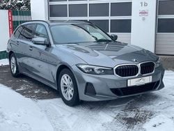 Sky scraper grey Gebraucht 2023 BMW 320 Sport Line Kombi | 31.490 € (Fairer Preis)