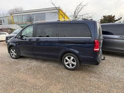 Blau Gebraucht 2016 Mercedes V250 Avantgarde Van / Kleinbus | 20.900 € (Guter Preis)