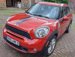 Rot Gebraucht 2014 Mini Cooper S Countryman SUV | 12.100 € (Fairer Preis)