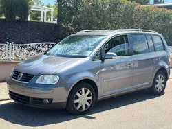 Grau Gebraucht 2005 VW Touran Van / Kleinbus | 800 € (Superpreis)