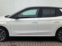 Moon weiß metallic Gebraucht 2023 Skoda Fabia Monte Carlo Limousine | 20.400 € (Fairer Preis)