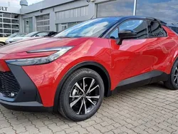 Karminarot Neu 2025 Toyota C-HR Style SUV | 29.980 € (Superpreis)