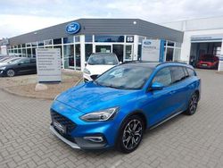 Blau Gebraucht 2021 Ford Focus Active X Limousine | 22.990 €