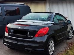 Schwarz Gebraucht 2009 Peugeot 207 CC Roland Garros Cabrio | 1.999 € (Guter Preis)
