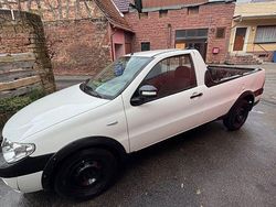 Weiß Gebraucht 2010 Fiat Strada Abholung | 5.200 € (Fairer Preis)