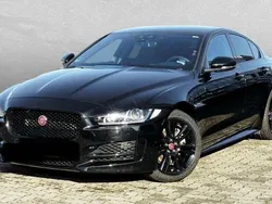 Schwarz Gebraucht 2019 Jaguar XE R-Sport Limousine | 21.990 € (Fairer Preis)