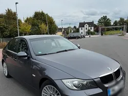 Grau Gebraucht 2011 BMW 320 Limousine | 4.500 € (Superpreis)