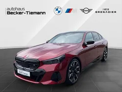 Fire red Gebraucht 2024 BMW i5 M Sport Limousine | 74.898 €
