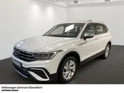 Weiß Gebraucht 2022 VW Tiguan Allspace Life SUV | 32.590 € (Fairer Preis)