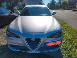 Silber Gebraucht 2018 Alfa Romeo Giulia Coupé | 20.500 €