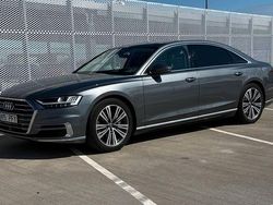 Grau Gebraucht 2018 Audi A8 Limousine | 32.860 € (Superpreis)