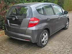 Grau Gebraucht 2013 Honda Jazz Kleinwagen | 4.300 €