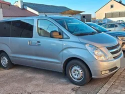 Grau Gebraucht 2011 Hyundai H-1 Van / Kleinbus | 12.500 € (Etwas zu teuer)