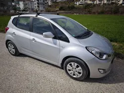 Silber Gebraucht 2014 Hyundai ix20 Van / Kleinbus | 6.200 € (Superpreis)