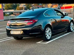 Schwarz Gebraucht 2015 Opel Insignia Limousine | 9.200 € (Fairer Preis)