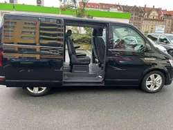 Schwarz Gebraucht 2016 VW T6 Van | 26.450 € (Fairer Preis)