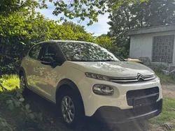 Weiß Gebraucht 2019 Citroën C3 PureTech Kleinwagen | 6.299 € (Guter Preis)