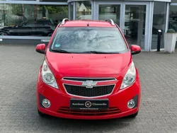 Rot Gebraucht 2010 Chevrolet Spark LS Kleinwagen | 2.690 € (Fairer Preis)