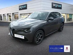 Grigio vesuvio, metallic Gebraucht 2023 Alfa Romeo Stelvio Ti SUV | 34.780 € (Superpreis)