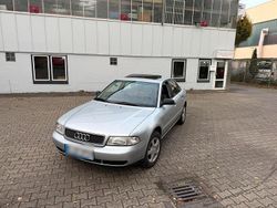 Silber Gebraucht 1996 Audi A4 Limousine | 2.250 € (Fairer Preis)