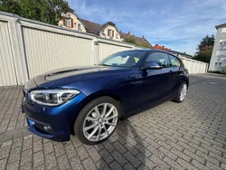 Blau Gebraucht 2017 BMW 118 Advantage Kleinwagen | 12.600 € (Fairer Preis)