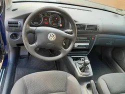 Blau Gebraucht 2004 VW Passat Kombi | 2.800 € (Etwas zu teuer)