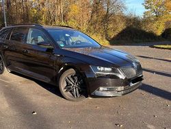 Schwarz Gebraucht 2019 Skoda Superb SportLine Kombi | 20.000 € (Guter Preis)