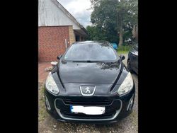 Schwarz Gebraucht 2012 Peugeot 308 Allure Limousine | 4.000 € (Superpreis)