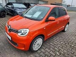 Valencia orange (metallic) Gebraucht 2021 Renault Twingo Vibes Kleinwagen | 12.990 € (Fairer Preis)
