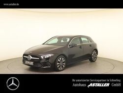 Unilack nachtschwarz Gebraucht 2021 Mercedes A220 Business | 25.990 € (Superpreis)