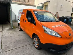 Weiß Gebraucht 2017 Nissan e-NV200 Van | 8.888 €