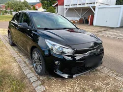 Schwarz Gebraucht 2017 Kia Rio Platinum Edition Limousine | 9.900 € (Superpreis)