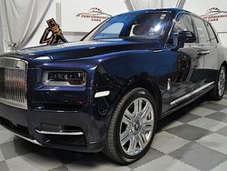 Blau Gebraucht 2021 Rolls Royce Cullinan SUV | 269.999 €