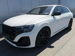 Gletscherweiß metallic Neu 2025 Audi Q8 S-Line SUV | 99.490 €